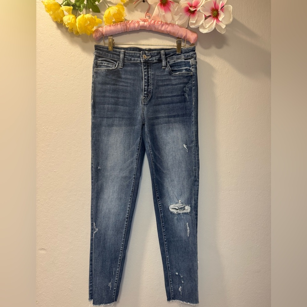 High-Rise Skinny Jeans in Faded Blue
